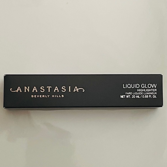 Anastasia Beverly Hills Highlighter Liquid Glow in Perla  HOST PICK - Picture 9 of 16